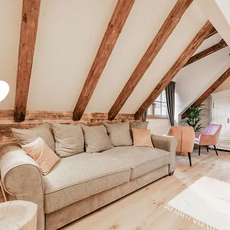 Xeishittn Vogelnest Holiday home *