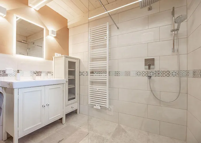 Xeishittn Vogelnest Hieflau